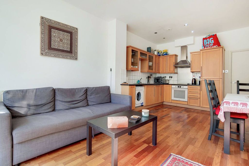 Property photo 2 of 13