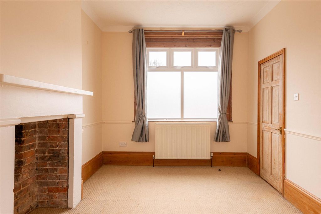 Property photo 3 of 13 L J Imaging-15.Jpg