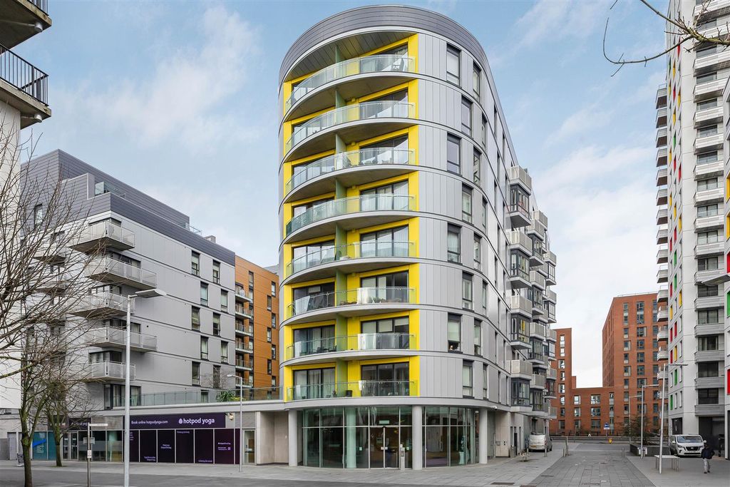 Property photo 1 of 19