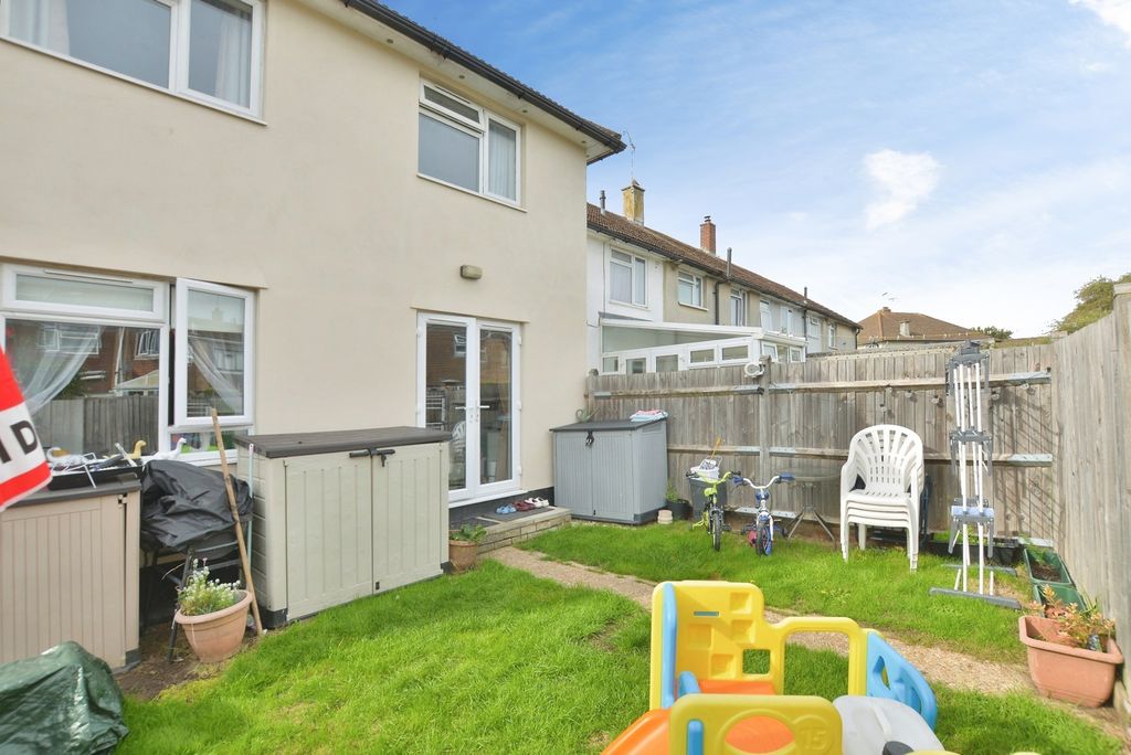 Property photo 3 of 11 Pbox-Img.Jpg
