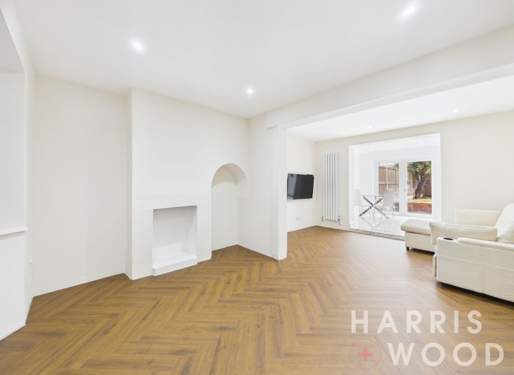 Property photo 2 of 26 5252462