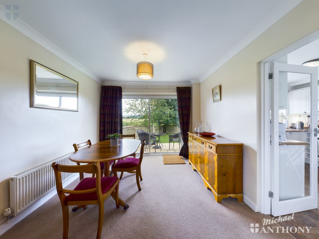 Property photo 3 of 23 Photo 7