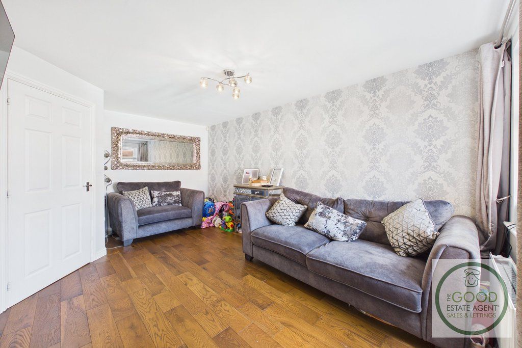 Property photo 2 of 18