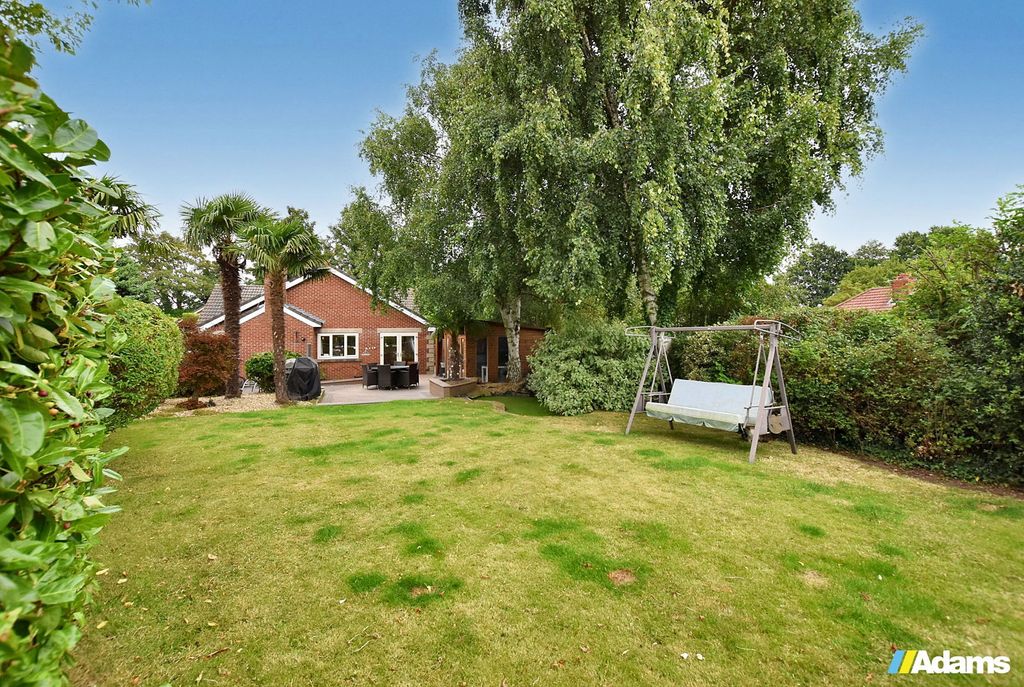 Property photo 2 of 34