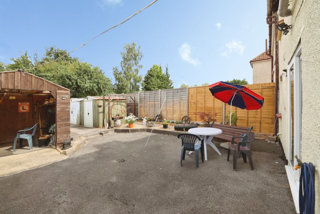 Property photo 2 of 14
