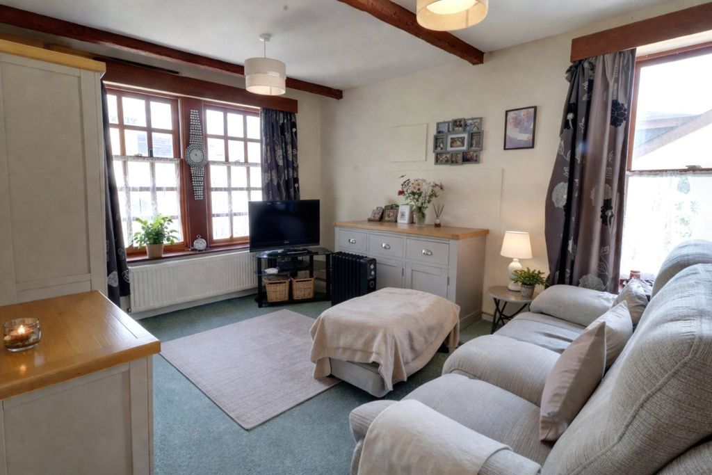 Property photo 2 of 10 2 - Picture No. 03