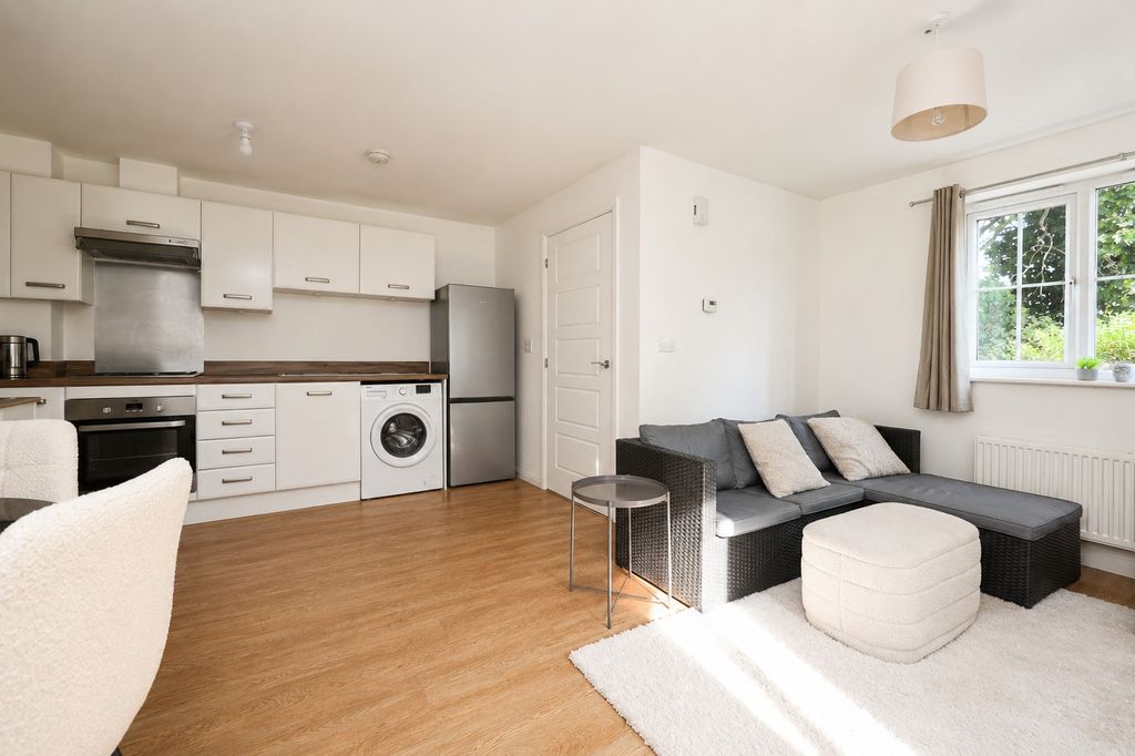 Property photo 3 of 9 5357872
