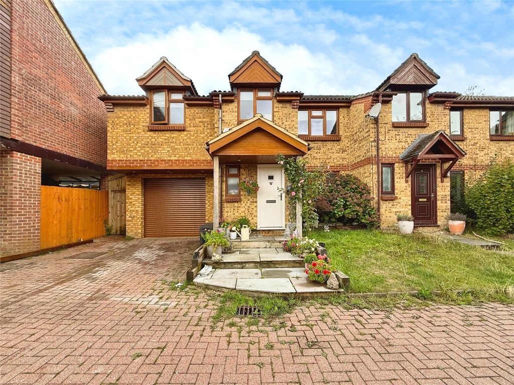 Property photo 1 of 21 Picture No. 25