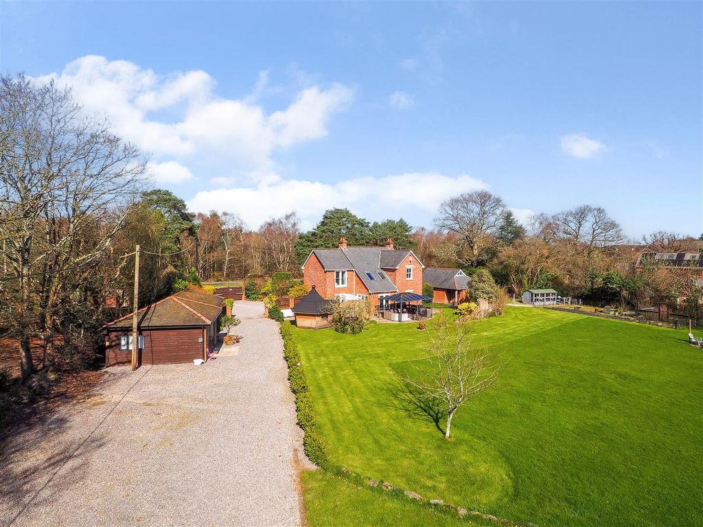 Property photo 2 of 32 Sketch_Ph2_6460156.Jpg