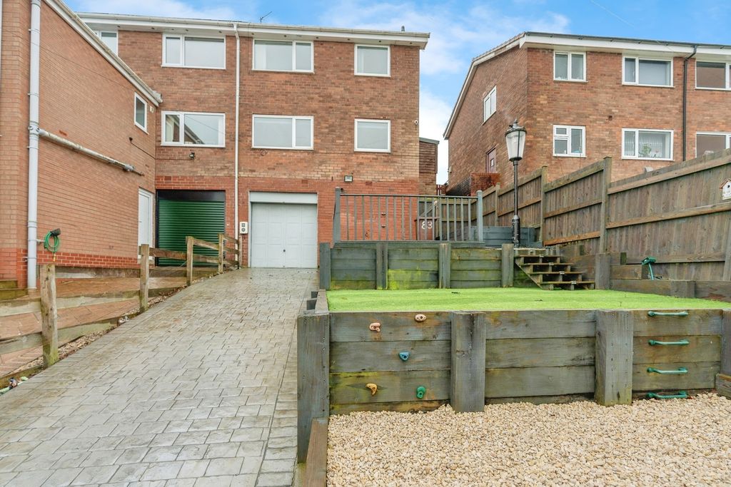 Property photo 2 of 19 Rear External