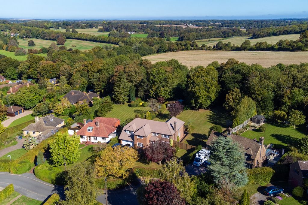 Property photo 1 of 39 4526250