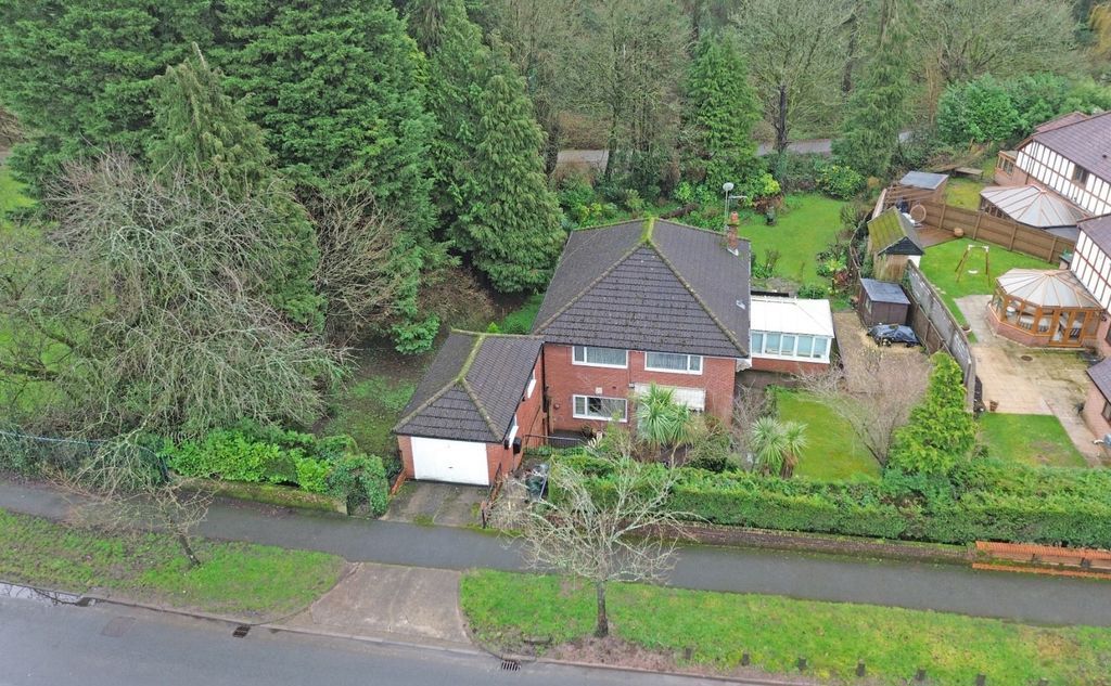 Property photo 2 of 33 Photo 31