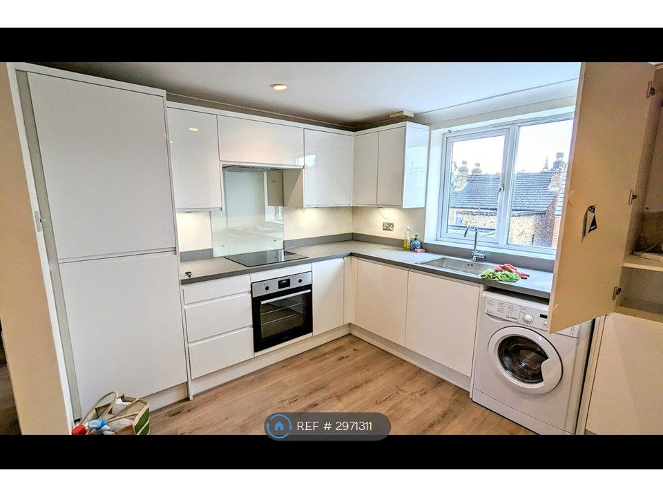 Property photo 3 of 8 Recently Refurbished Kitchen