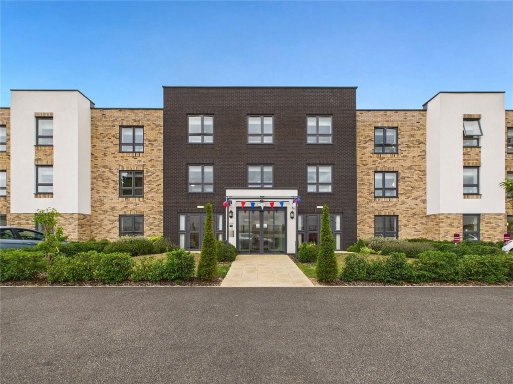 Property photo 2 of 21 2 - Image