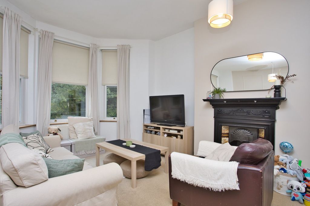 Property photo 2 of 7 Picture 2