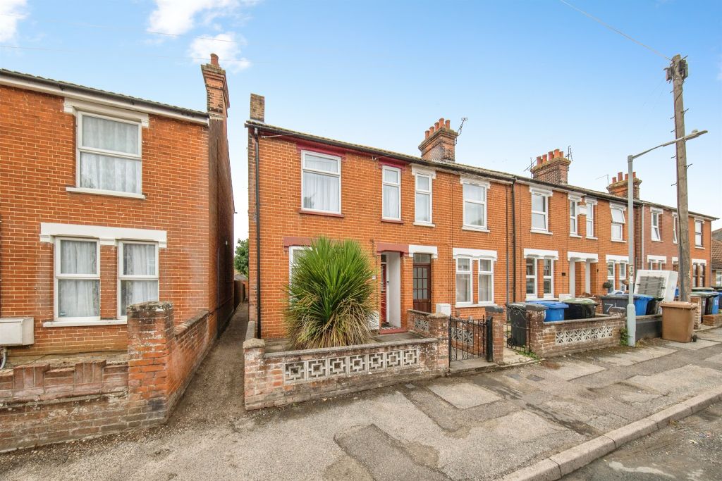 Property photo 1 of 15