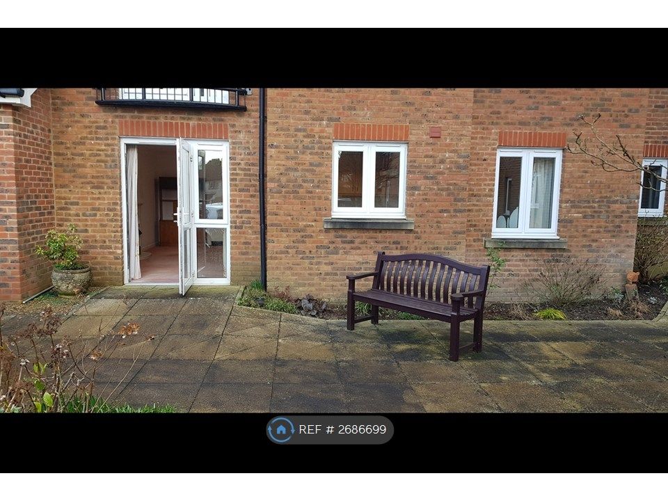 Property photo 1 of 19 Easy Access To The Garden - Seating Outside Flat
