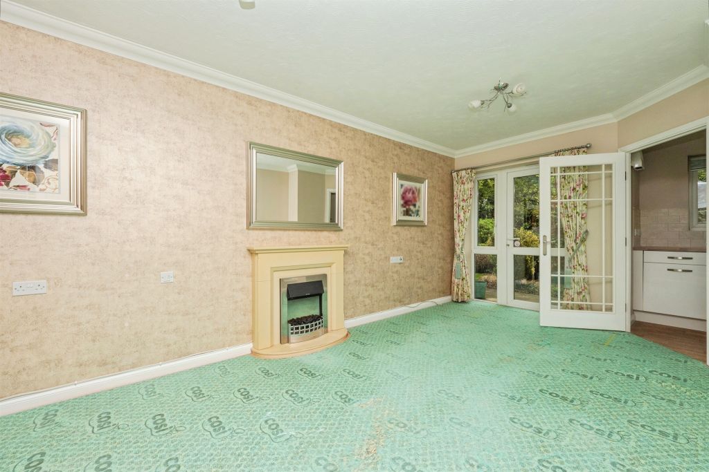 Property photo 3 of 15