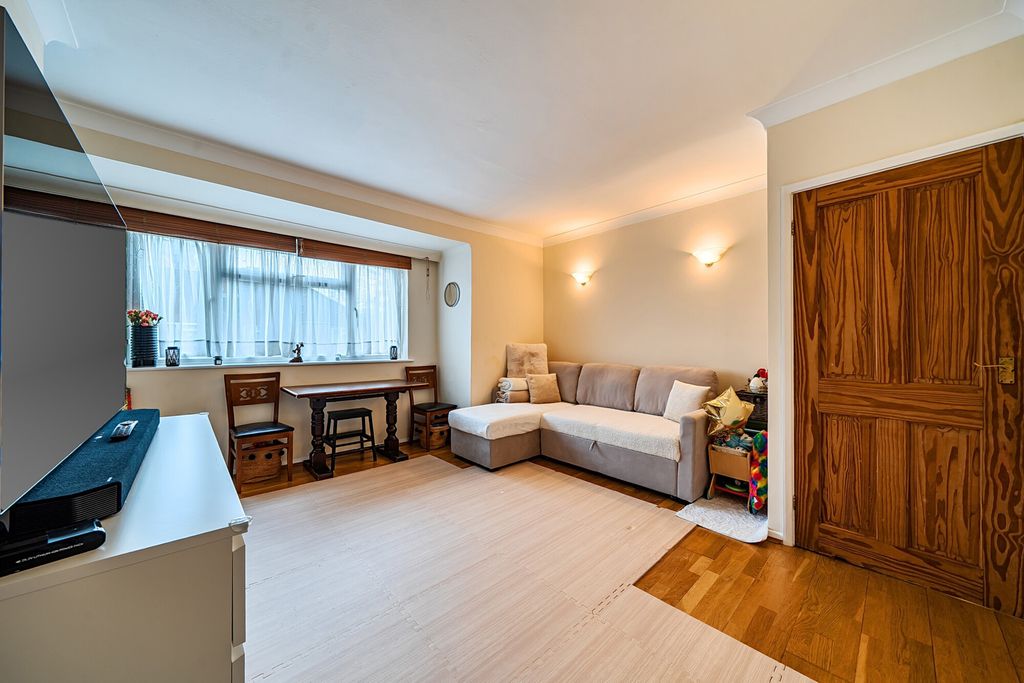 Property photo 3 of 19 1430877-6-69c69E4...