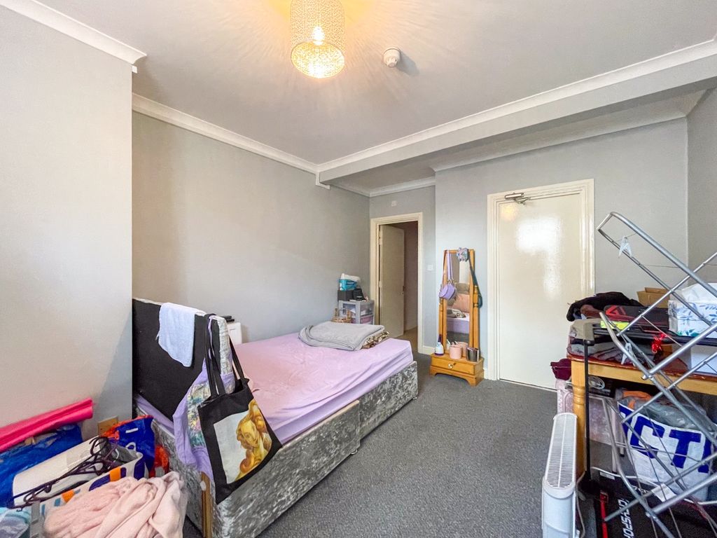 Property photo 3 of 9 4632892