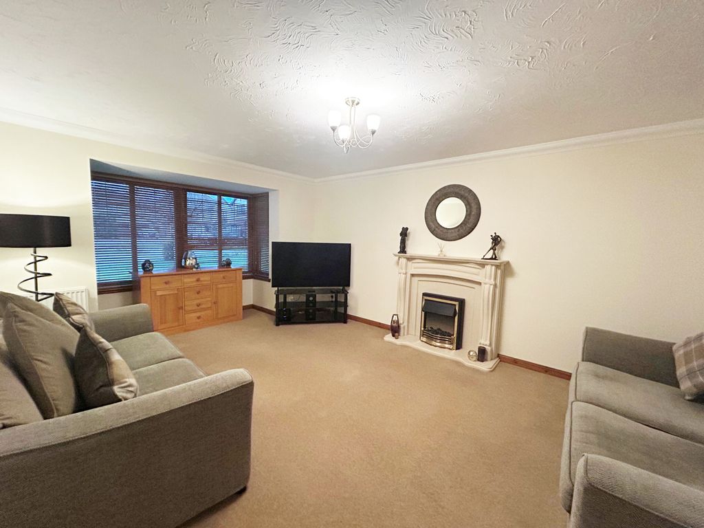 Property photo 3 of 24