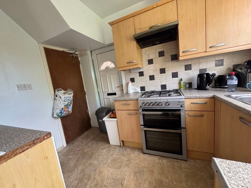 Property photo 3 of 10 Photo 13