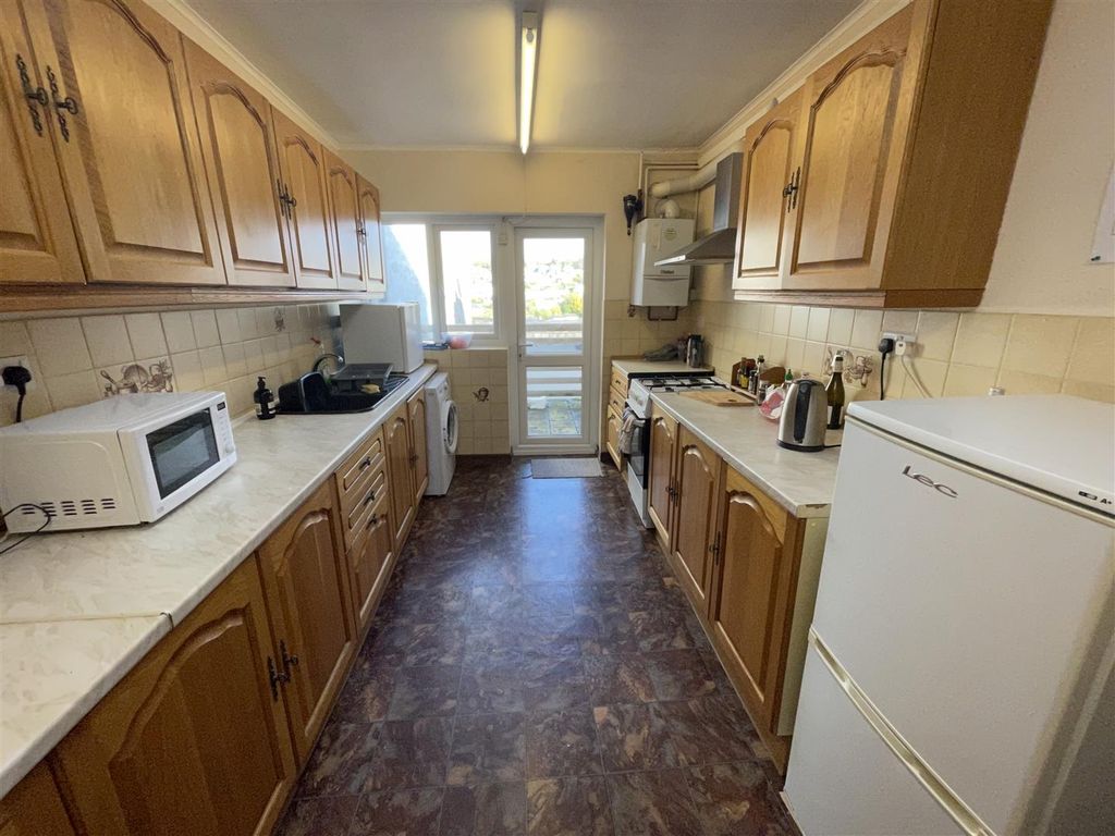 Property photo 3 of 14 5.Jpg