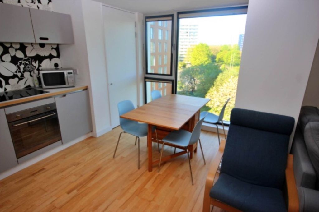 Property photo 3 of 4