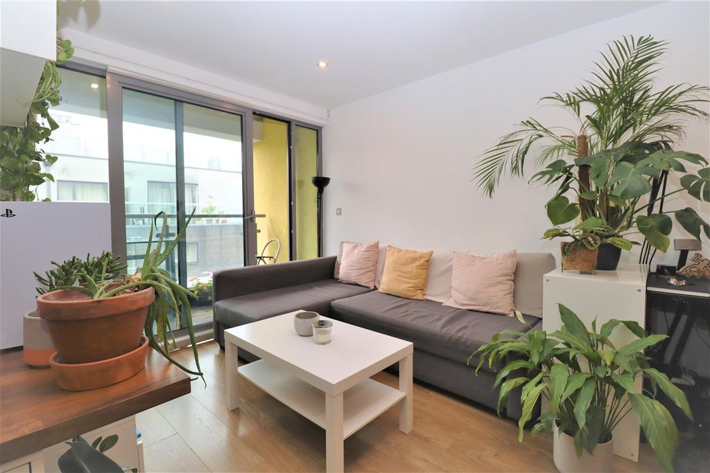 Property photo 1 of 7 Diprose Court.Jpg