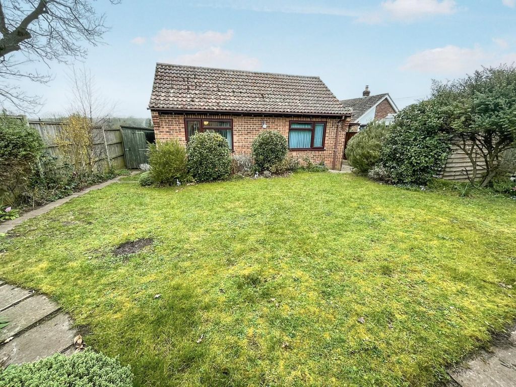 Property photo 3 of 13 Tlc_05100Ffc-c91E-4Cfb-A95E-B713B5E803F2_6Fe9198.J