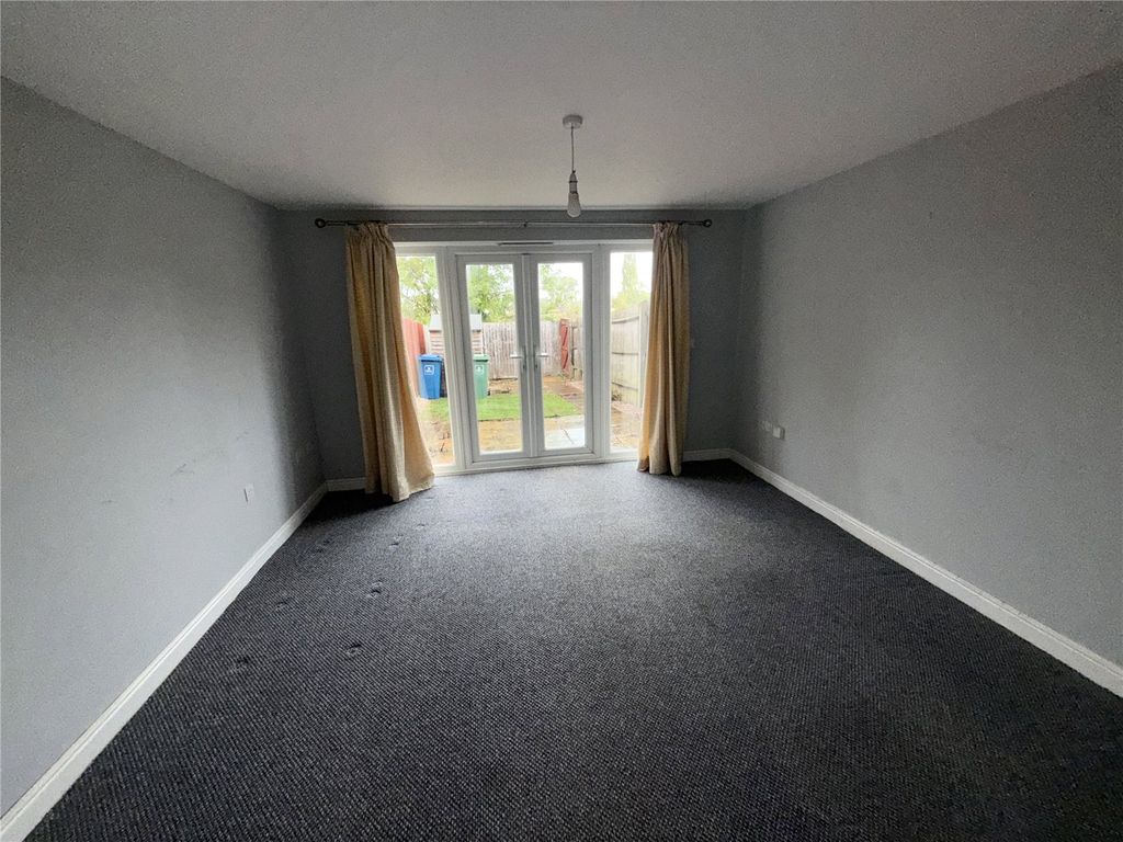 Property photo 3 of 12 Picture No. 05