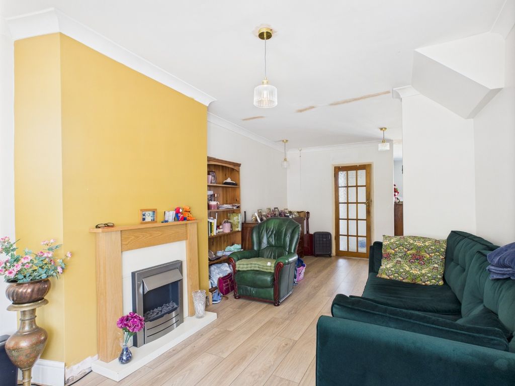 Property photo 2 of 21 3899194