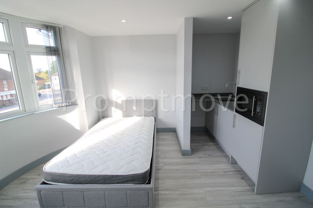 Property photo 1 of 6 Na