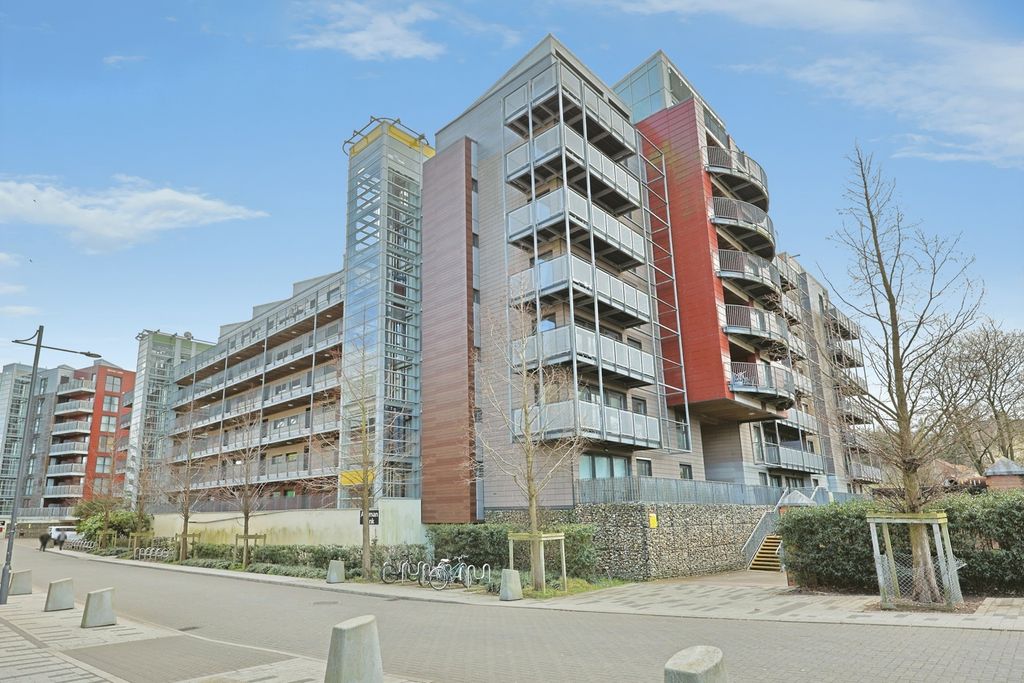 Property photo 1 of 15 Pbox-Img.Jpg