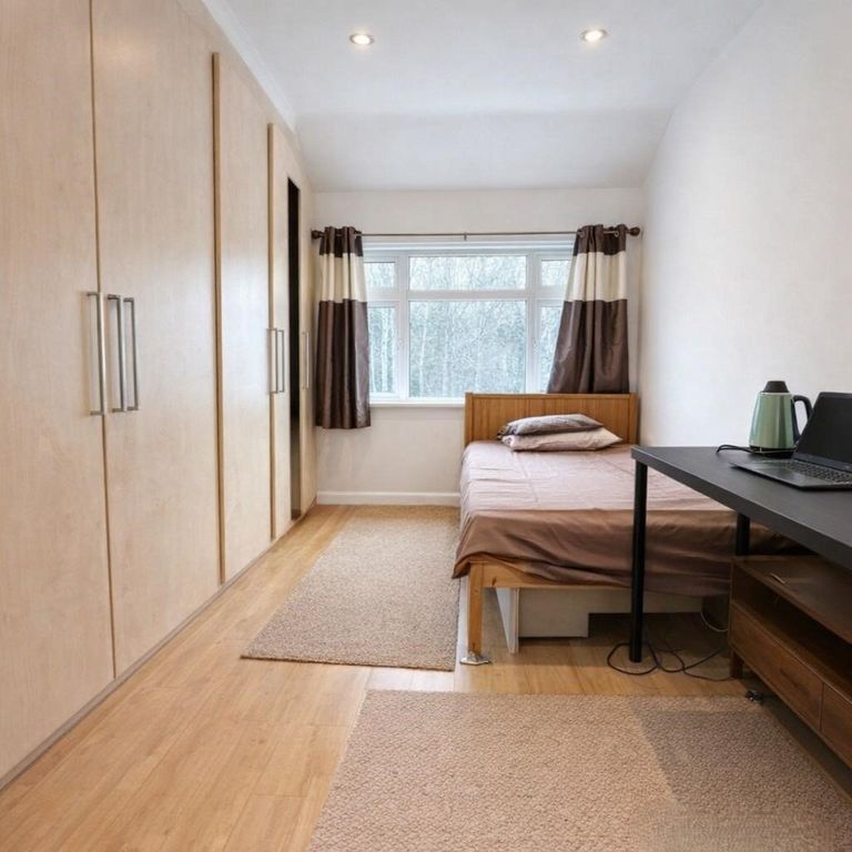 Property photo 1 of 4