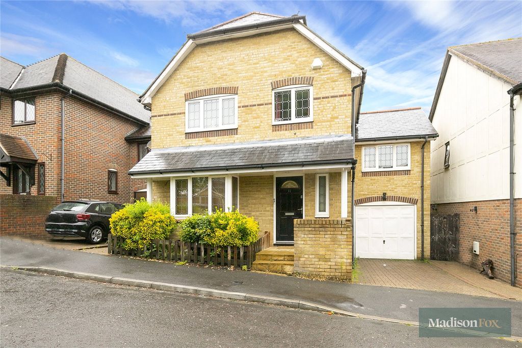 Property photo 1 of 22 Picture No. 23