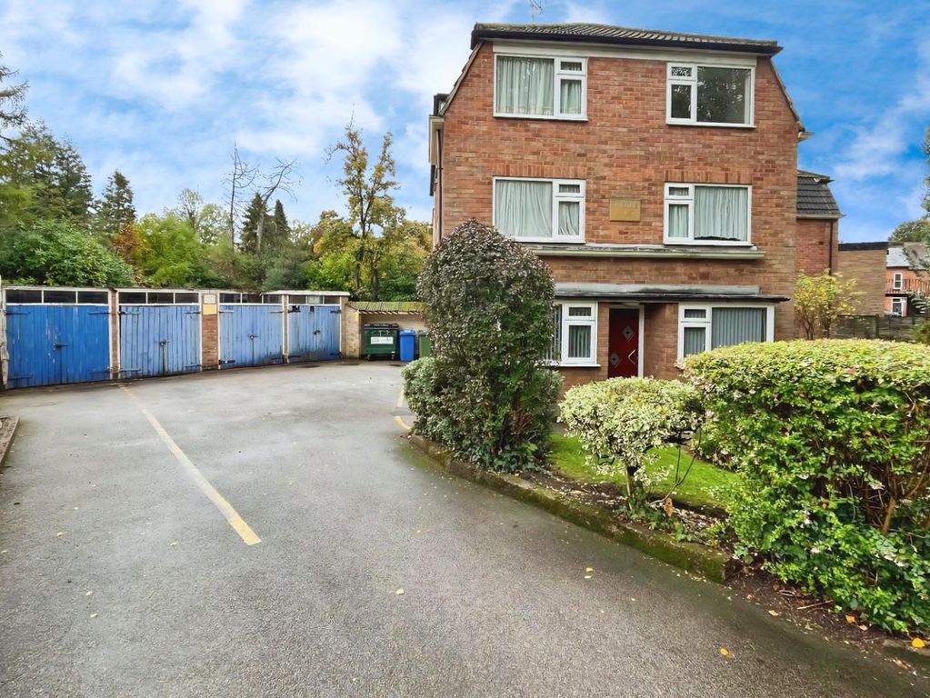 Property photo 1 of 12 A1490495-Lc 2010.Jpg