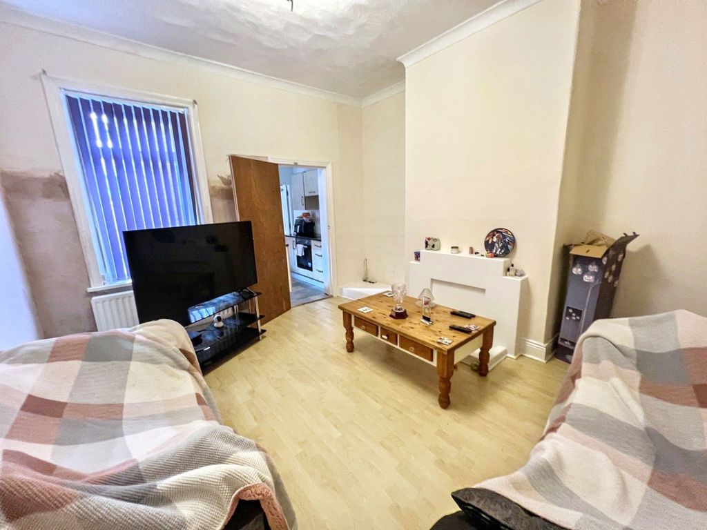 Property photo 3 of 6
