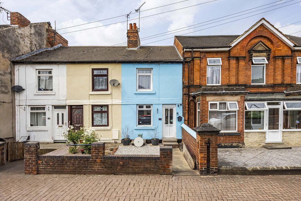Property photo 1 of 16