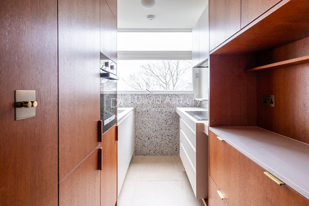 Property photo 3 of 15 Ndb03475