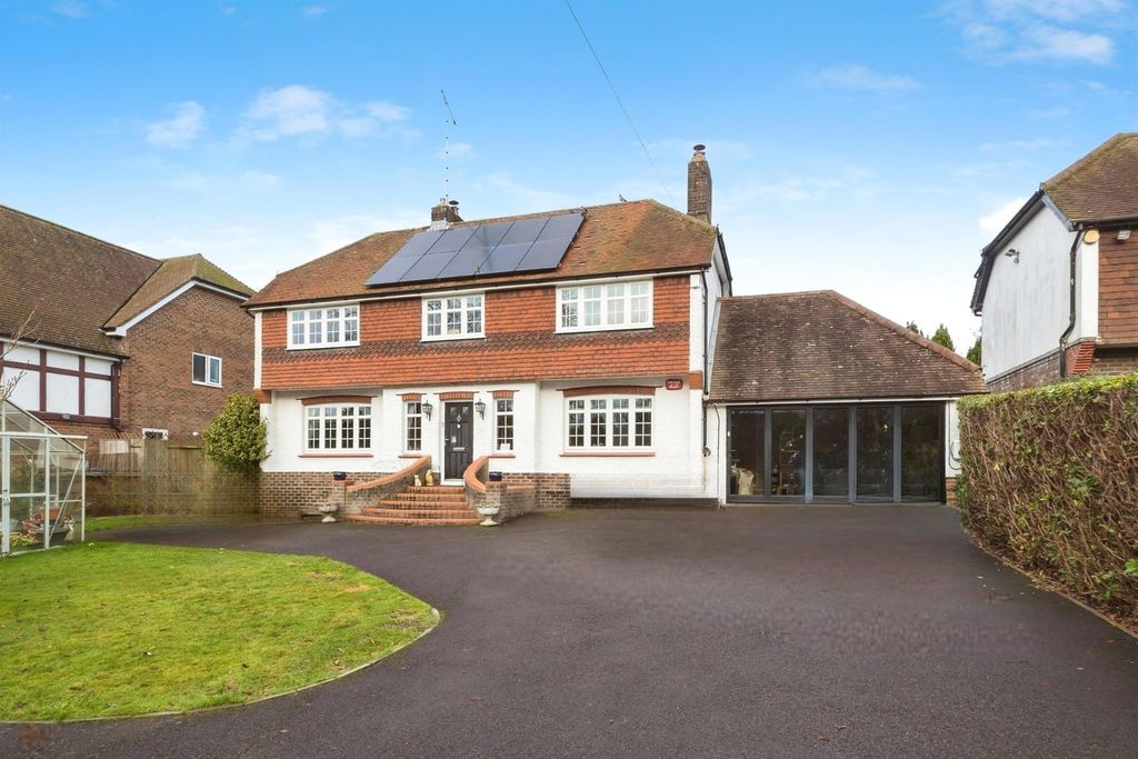 Property photo 1 of 19