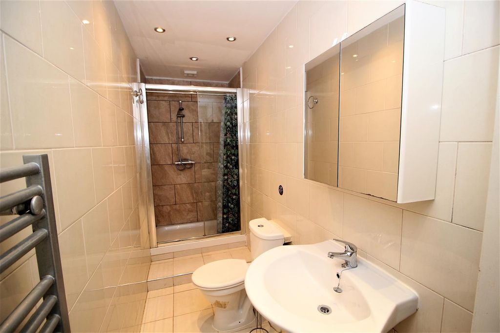 Property photo 3 of 10 Img_2983.Jpg