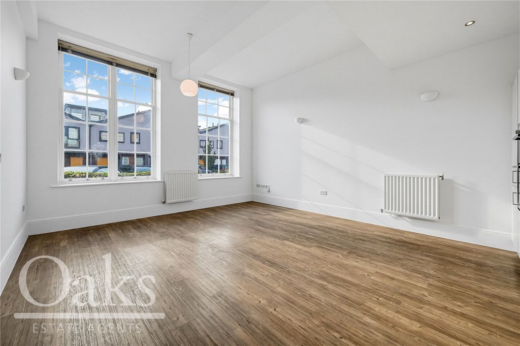 Property photo 2 of 8 Picture No. 05