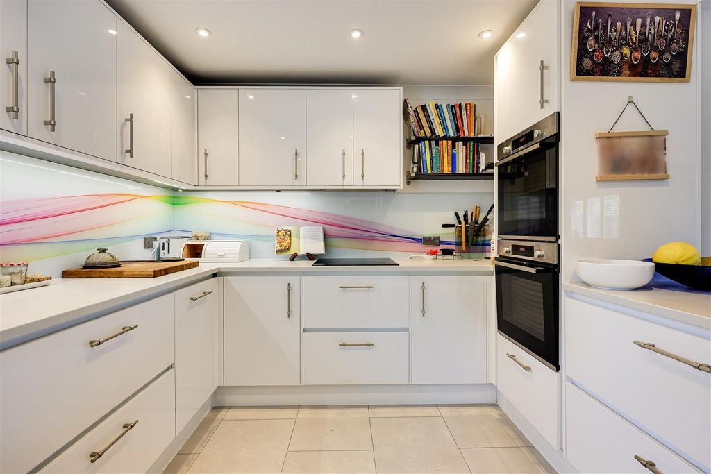 Additional image 4 of 3 bed detached house for saleHeaton Close, Ely CB7