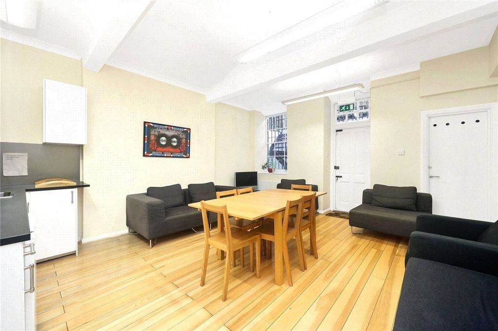 Property photo 2 of 13 Picture No. 27