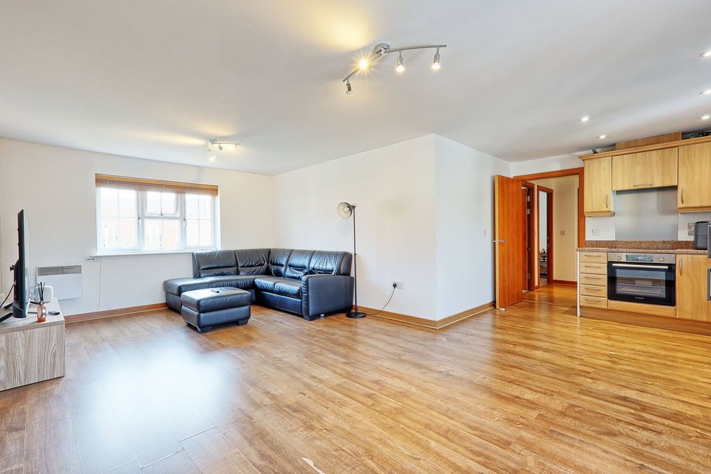 Property photo 1 of 20
