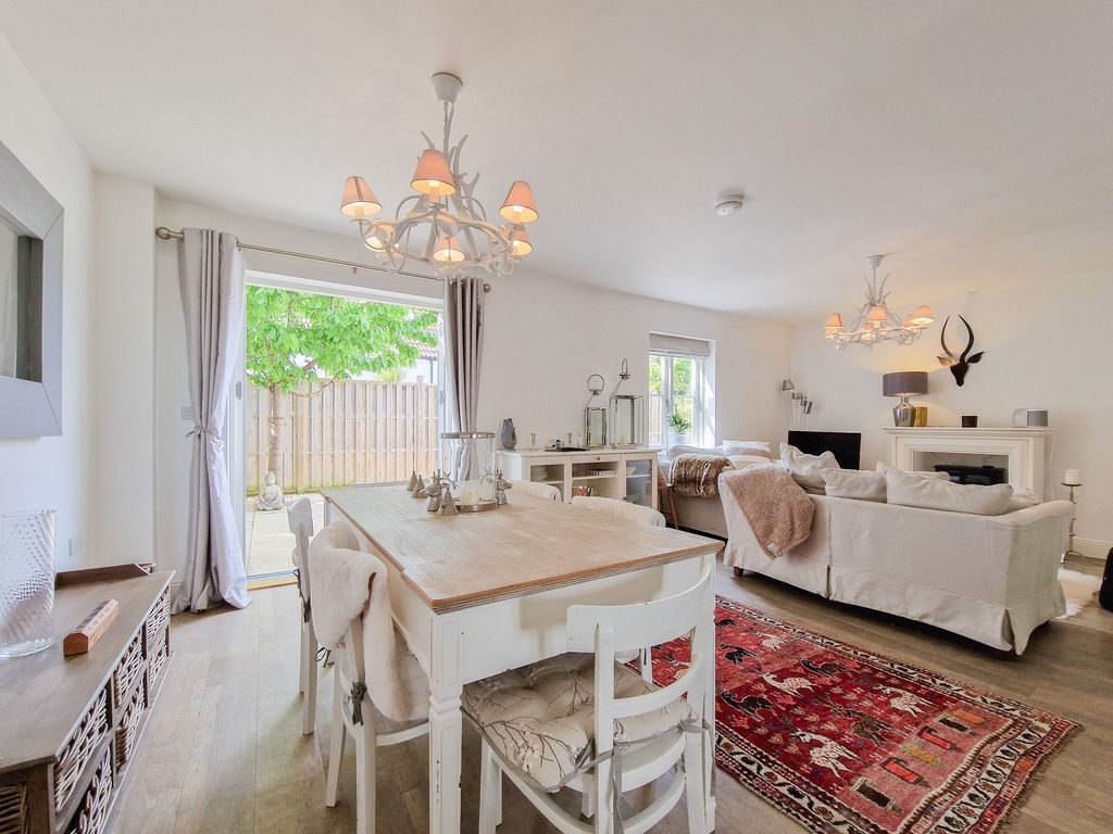 Property photo 3 of 29 Photo 10