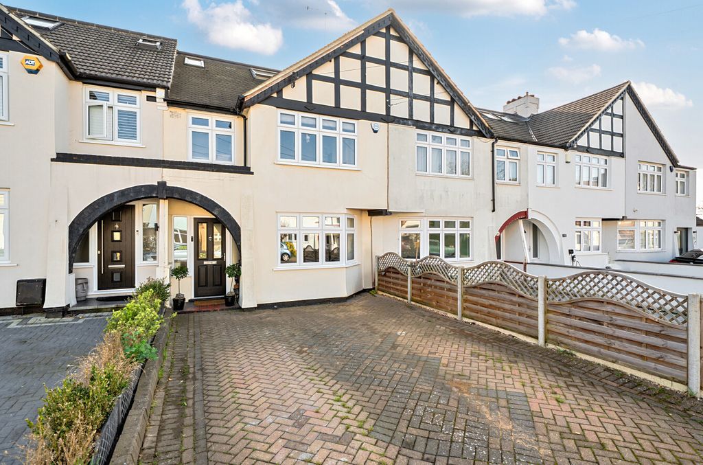 Property photo 1 of 25 1423687-3-69A9903...