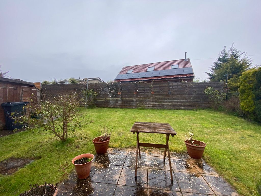 Property photo 3 of 8 Photo 3