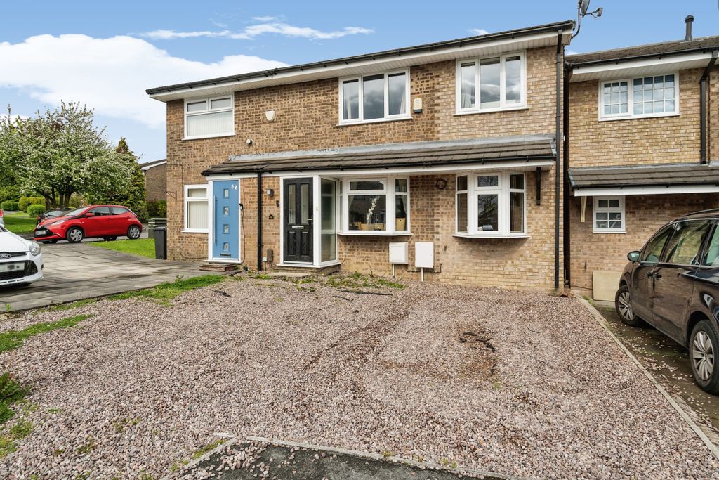 Property photo 2 of 10 Front